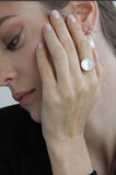 Mother of Pearls Ring Silver