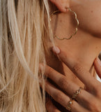 Ring Earrings with Symmetrical Curves Gold