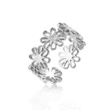 Silver ring with a Daisy symbol